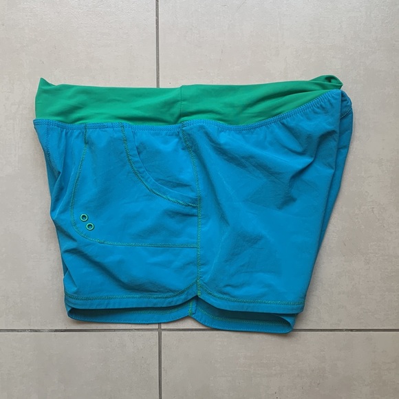 Prana Millie Board Shorts Size Medium - Picture 5 of 6